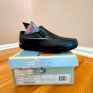 Ladies Tehama Black and White Golf Shoes